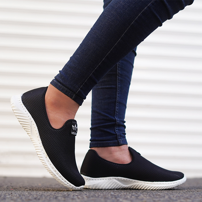 کفش ورزشی مردانه مشکی زیره سفید مدل chabok